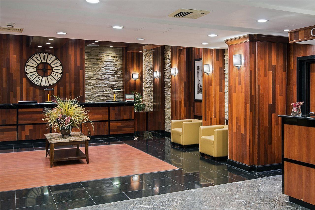 Crowne Plaza Newark Airport By Ihg Hotel Elizabeth Eksteriør billede