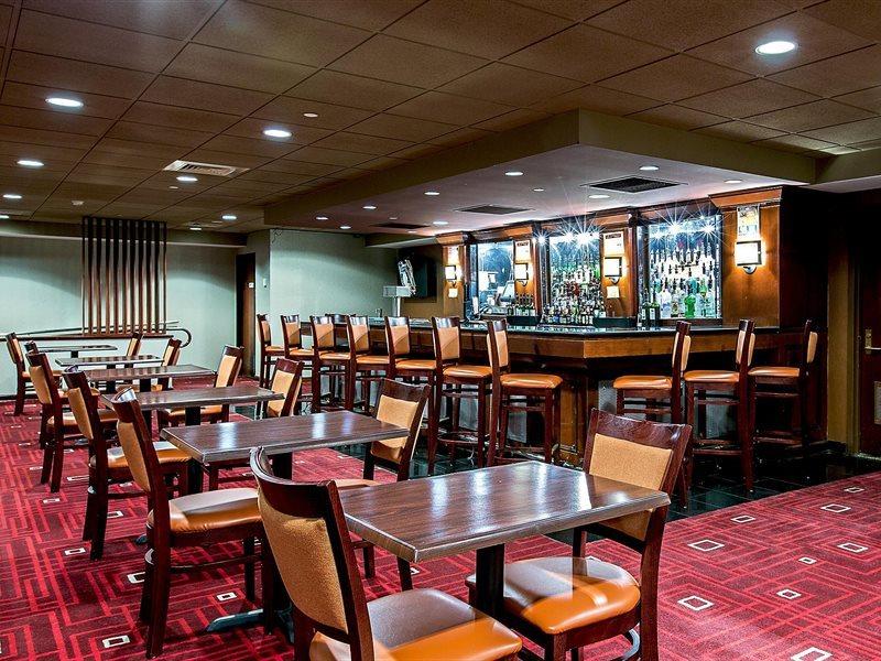 Crowne Plaza Newark Airport By Ihg Hotel Elizabeth Eksteriør billede