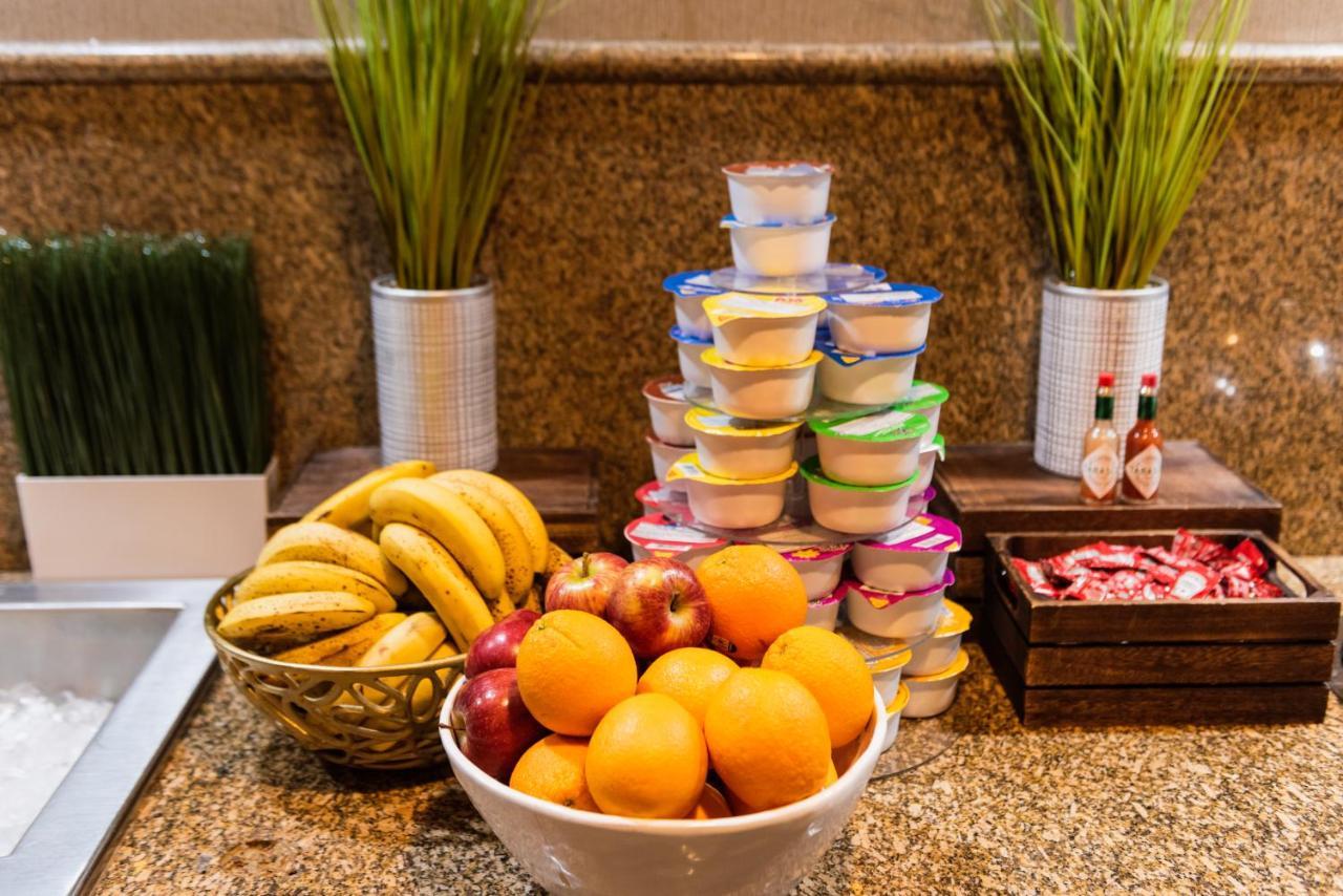Crowne Plaza Newark Airport By Ihg Hotel Elizabeth Eksteriør billede