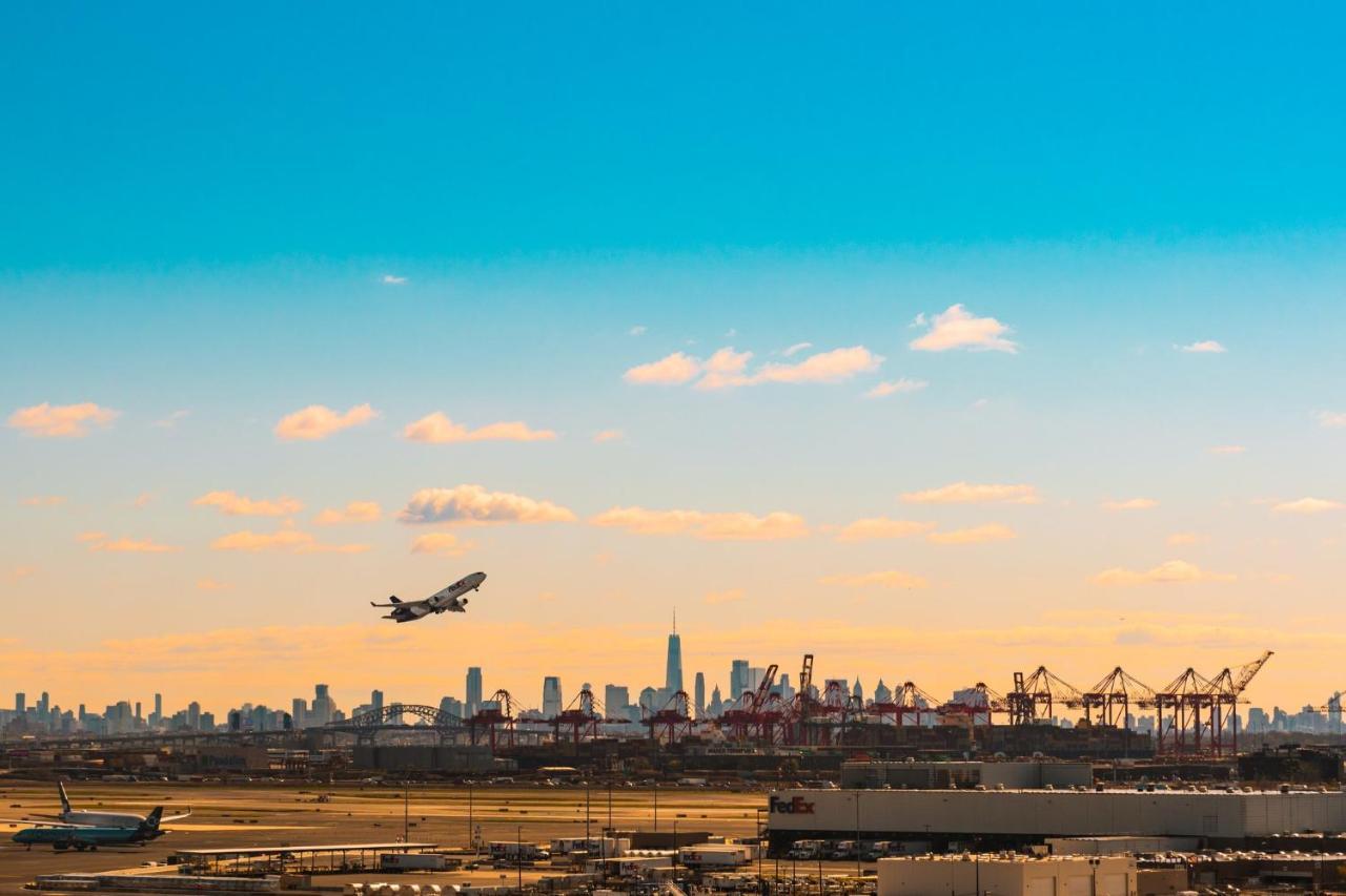 Crowne Plaza Newark Airport By Ihg Hotel Elizabeth Eksteriør billede