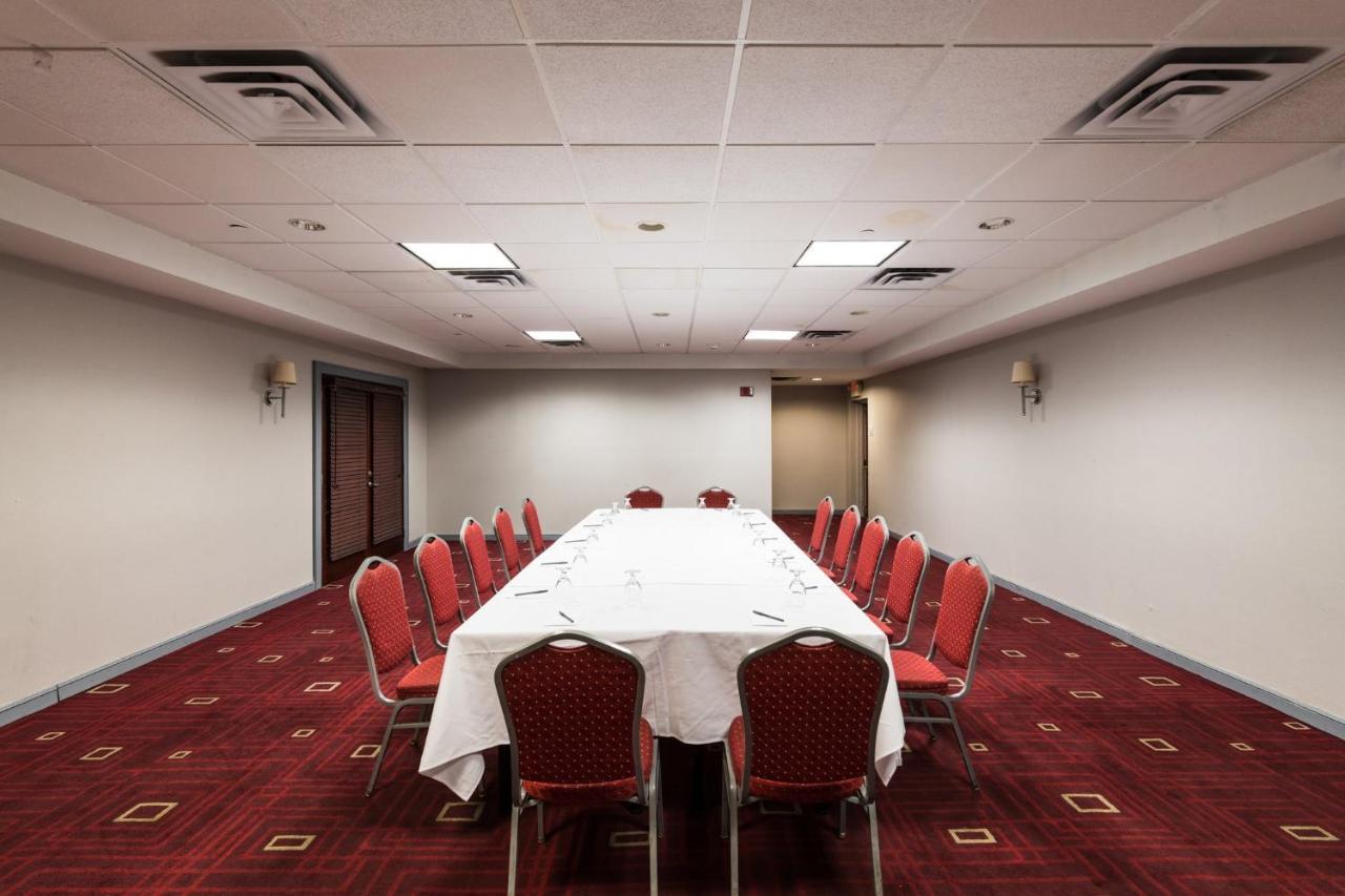 Crowne Plaza Newark Airport By Ihg Hotel Elizabeth Eksteriør billede