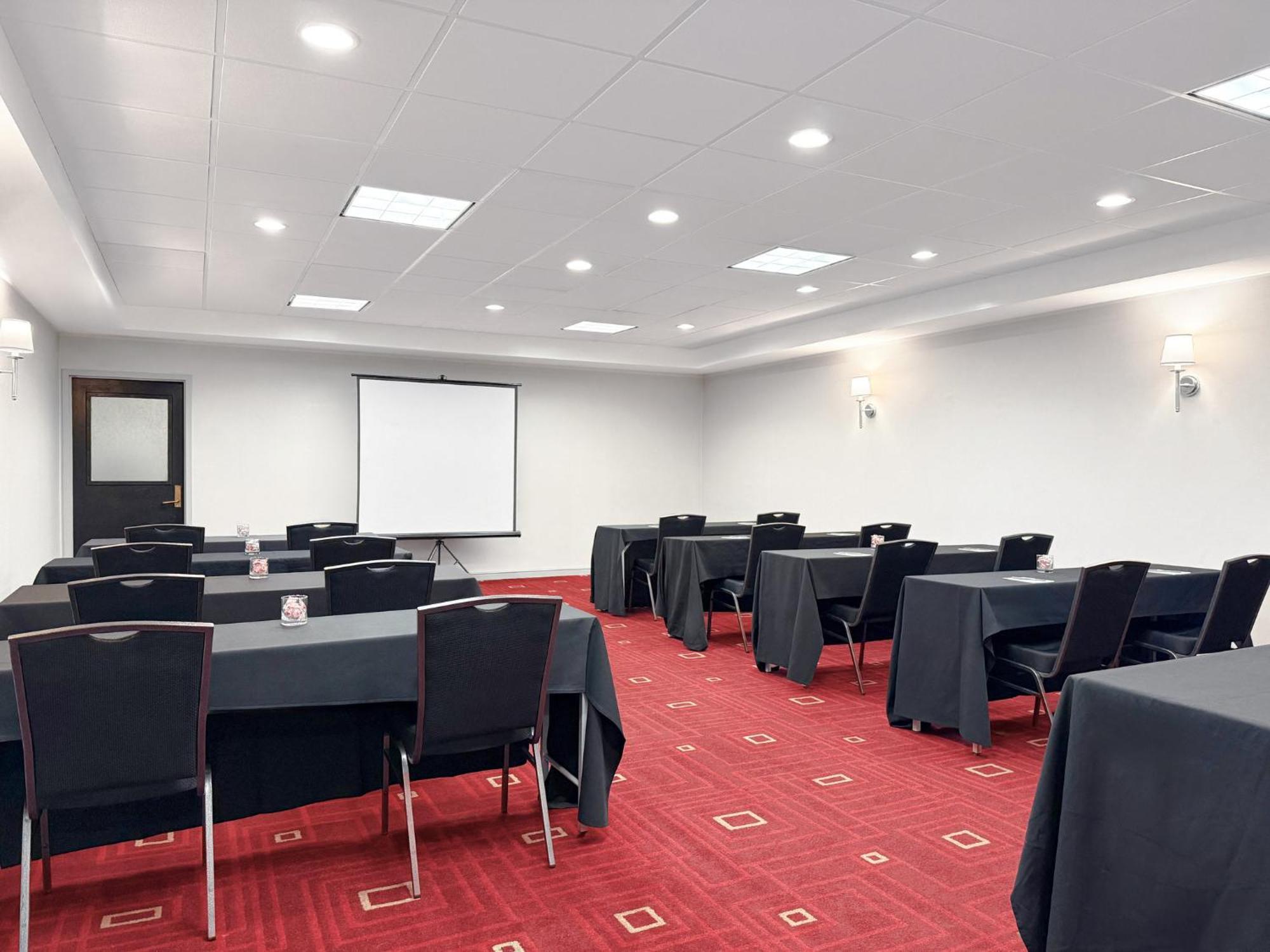 Crowne Plaza Newark Airport By Ihg Hotel Elizabeth Eksteriør billede